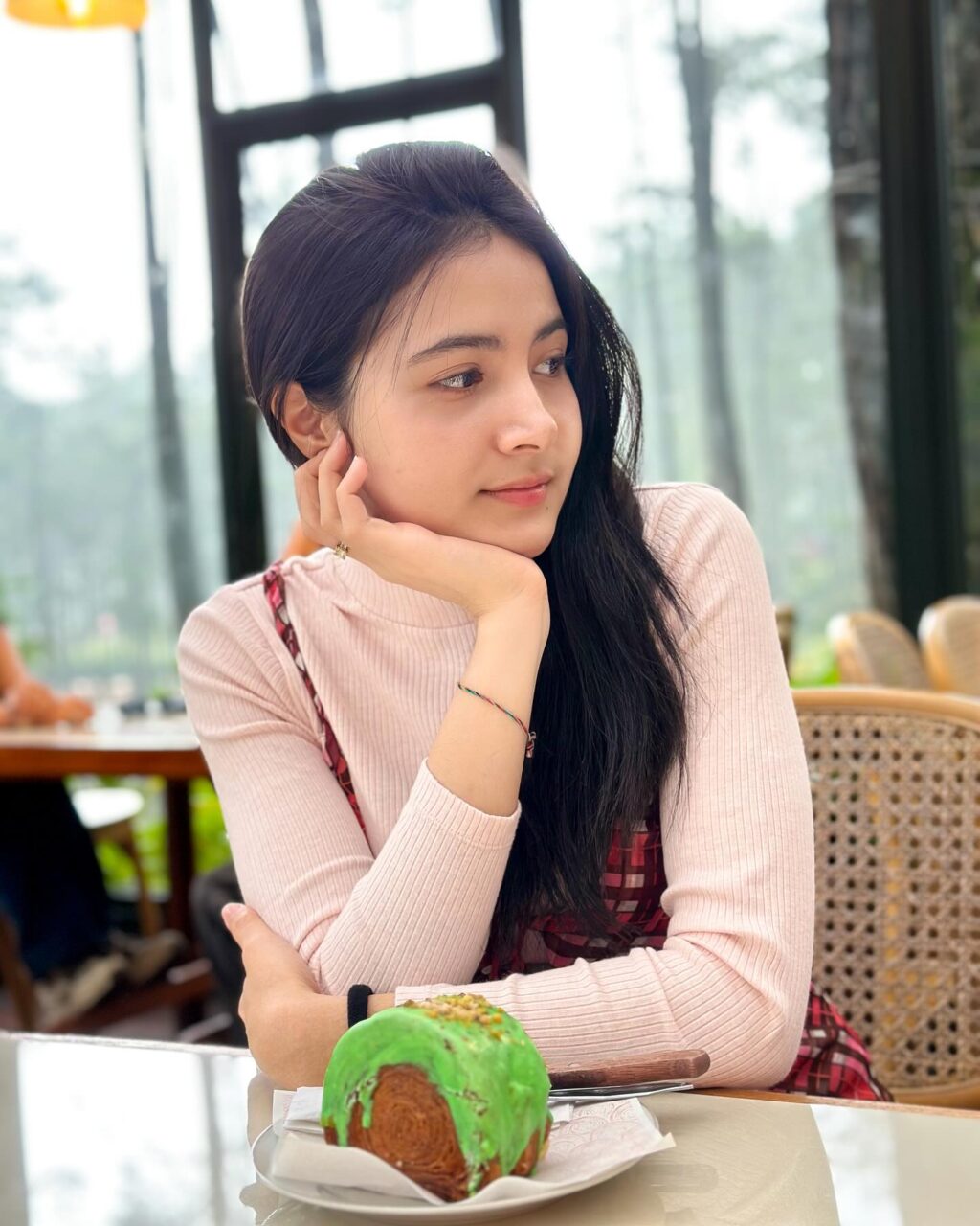 Bulan Sutena