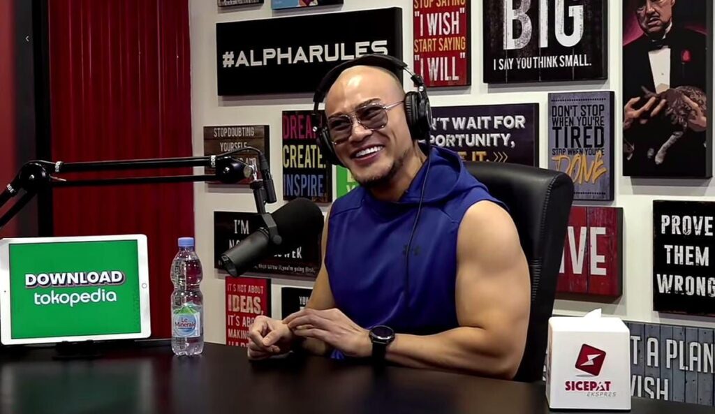 https://trenzviral.com/menelisik-penghasilan-close-the-door-deddy-corbuzier
