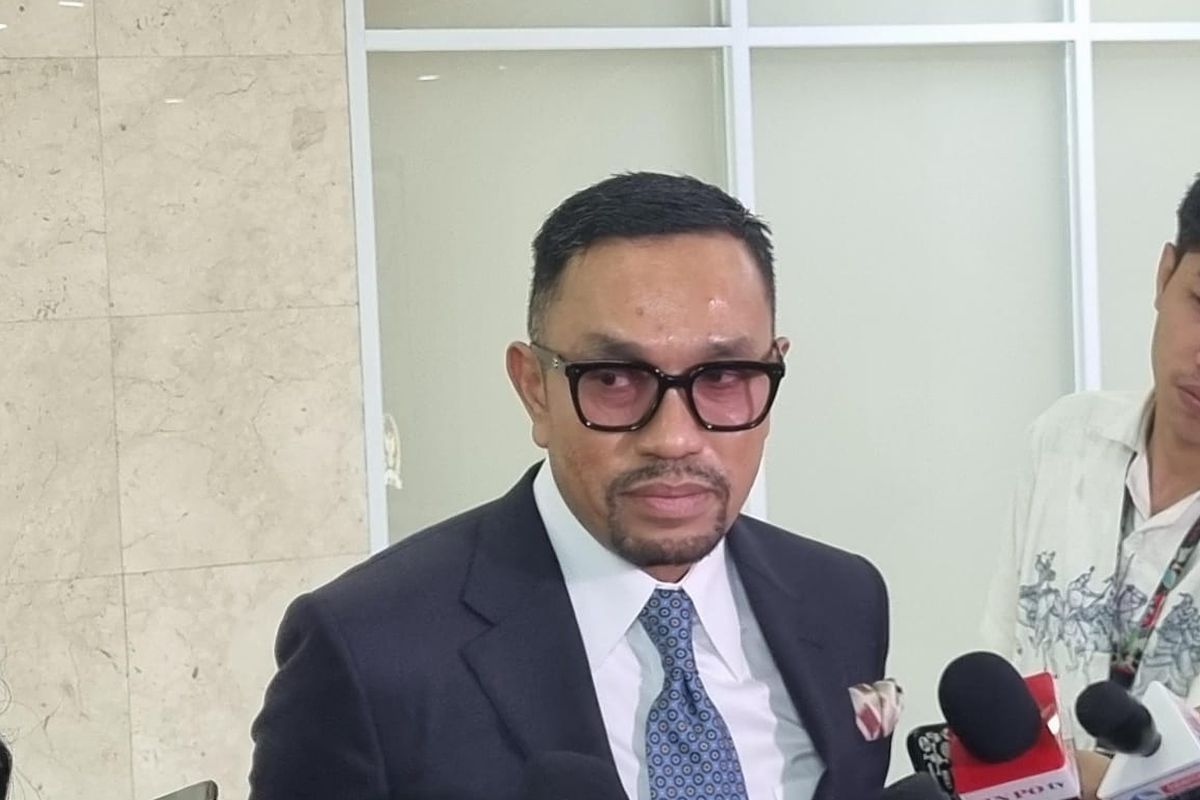 https://trenzviral.com/siapa-ahmad-sahroni-dari-hidup-susah-kini-jadi-politisi-sekaligus-crazy-rich