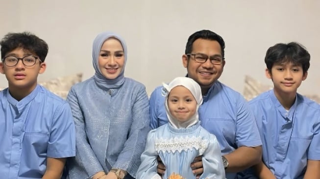 https://trenzviral.com/pelawak-bedu-gugat-cerai-istri-kisah-di-balik-keputusan