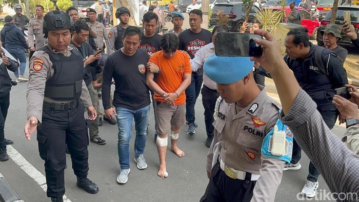 https://trenzviral.com/profil-alvi-maulana-driver-ojol-dengan-latar-tukang-jagal-yang-memicu-tragedi-mutilasi-tiara