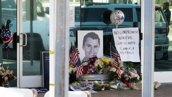 https://trenzviral.com/charlie-kirk-tewas-tragedi-penembakan-aktivis-pro-trump-di-kampus-utah