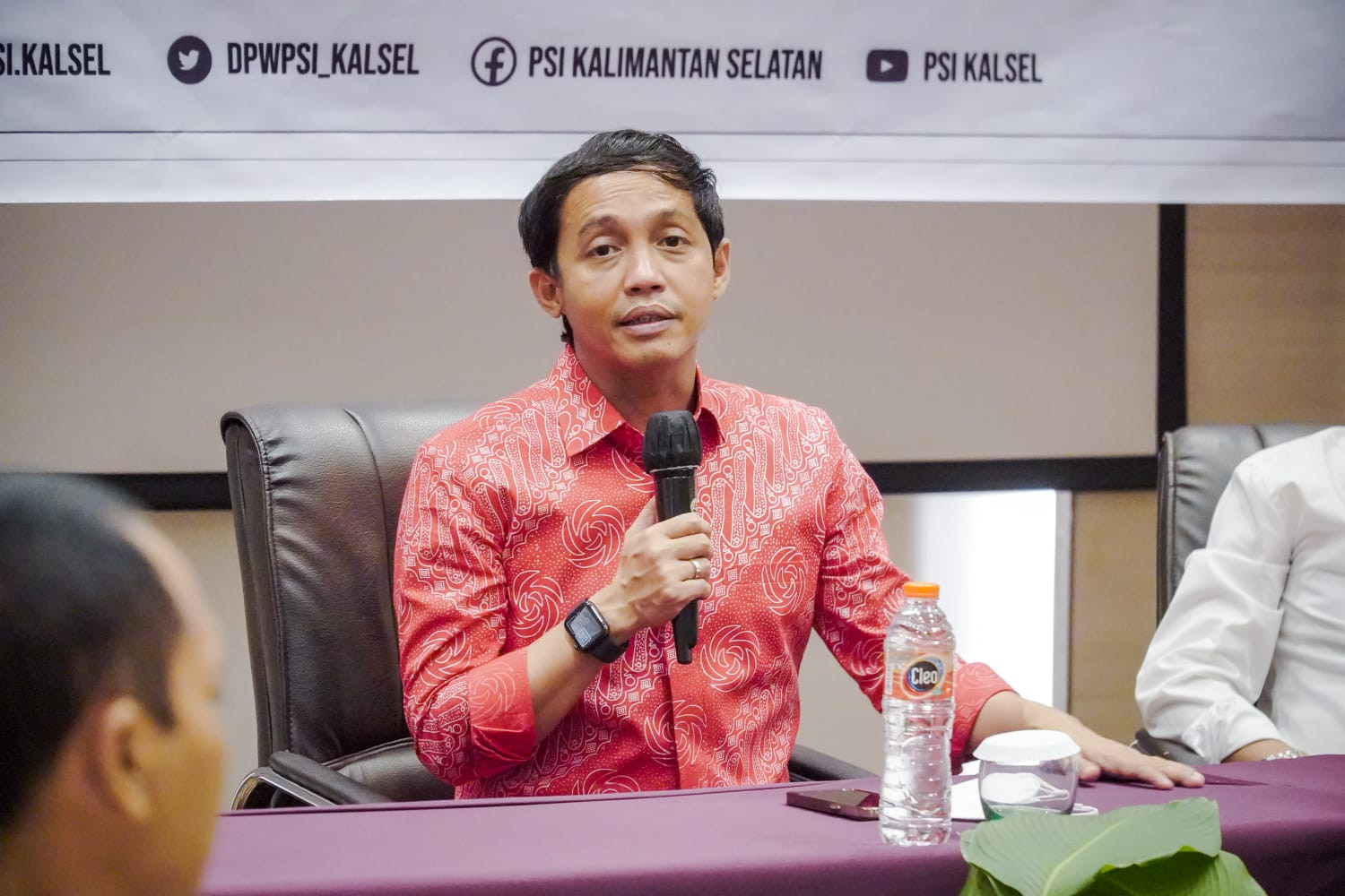 https://trenzviral.com/geger-video-raja-juli-main-domino-bikin-heboh-sosok-azis-wellang-ikut-disorot
